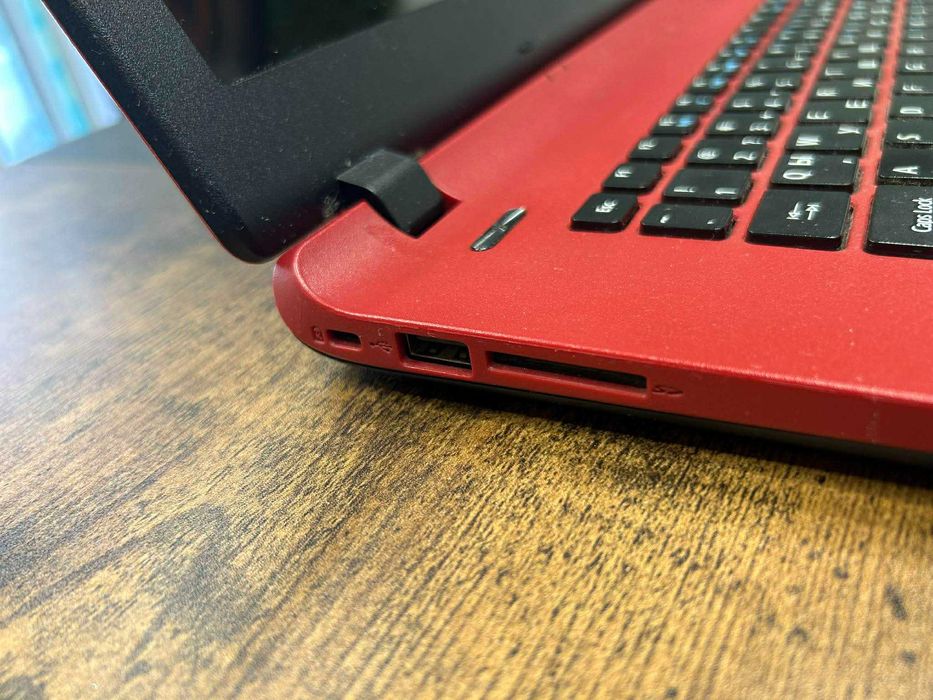 Лаптоп Asus Aspire ES 15
