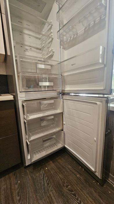 Продам холодильник LG