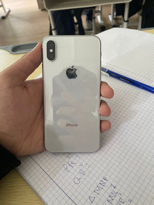 Vand IPhone X impecabil