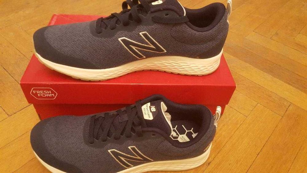 Adidas New Balance "Arishi" nr 42.5, noi