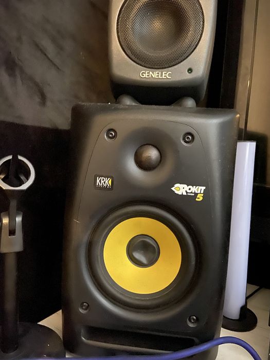 Студийный монитор