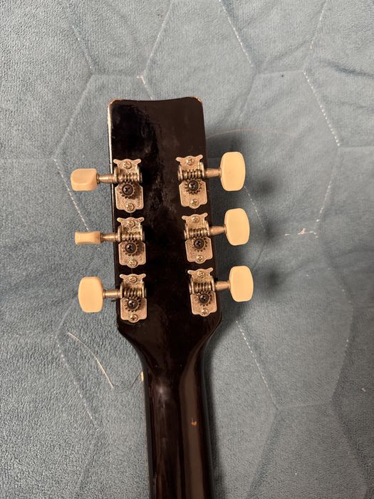 Музыкалный инструмент,гитара