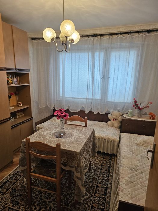 Продава се Тристаен апартамент в Стара Загора, Три чучура - север - 86 кв.м за 748 €/кв.м - Снимка #2