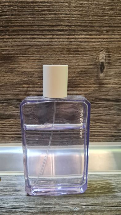 Парфюм Ariana Grande