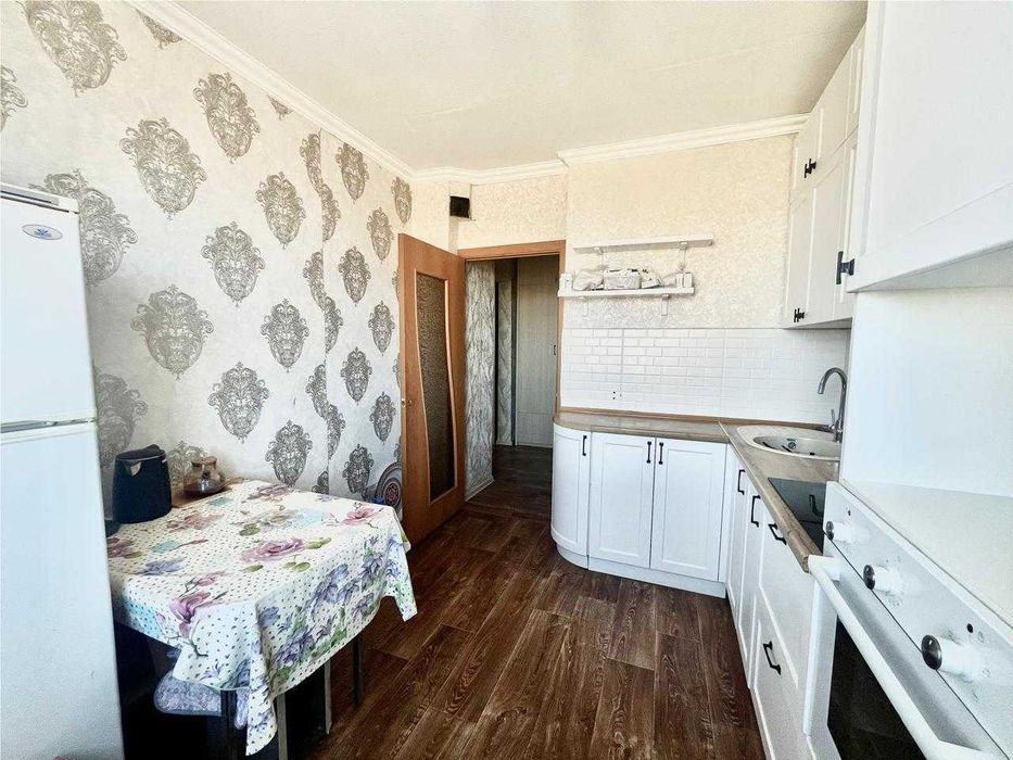 Продам 2 комн на 19мкр