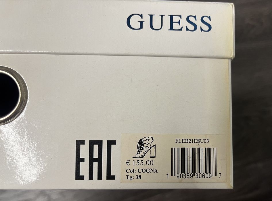 Туфли Guess новые