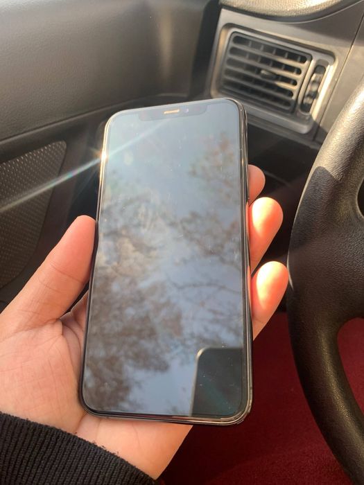 Iphone 11 pro 256 gb akb 66%