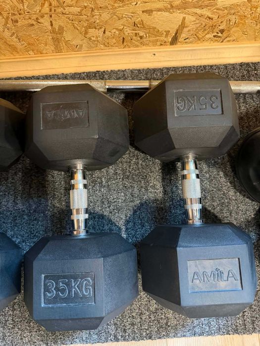 2 чифта хексагонови дъмбели - 32.5 кг. и 35 кг.