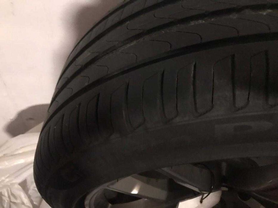 Roti Noi 18" Originale BMW Seria 5 GoodYear 245/45 R18 Runflat