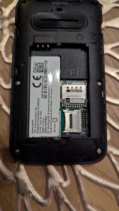 Телефон Alcatel 3025X