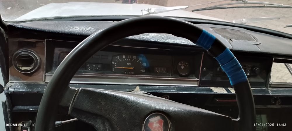 Volga GAZ 24 sotiladi