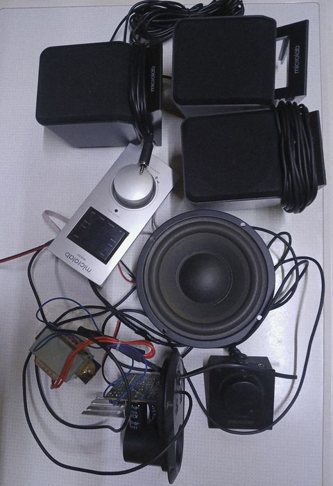 На запчасти буфер Microlab