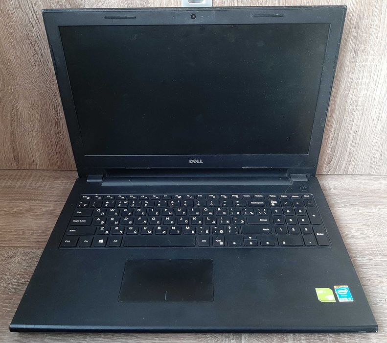 ноутбук Dell Inspiron 15 +мышка новая