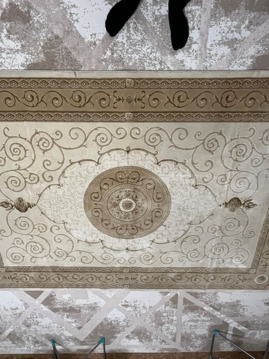 Кілем сатылады. Қалың дұрыс кілем. Бағасы 15000