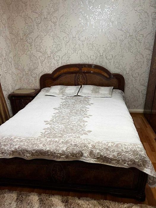 Срочно продам мебель спальню