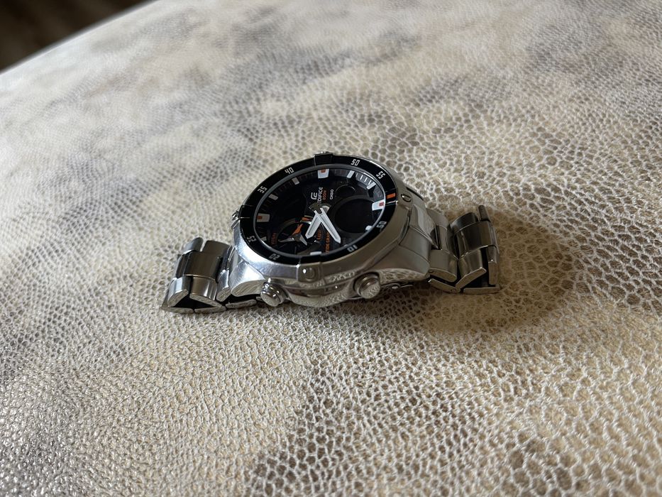 Продам часы Casio Edifice EMA-100 (модуль 5299)