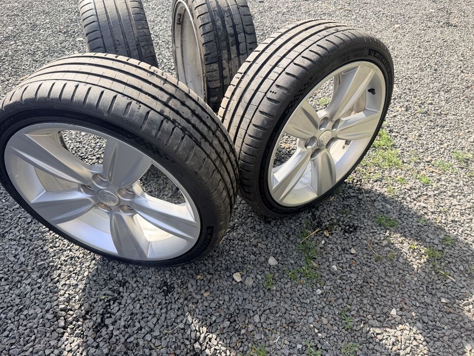 Jante aliaj R18 5x114.3 + anvelope 215/40 R18 – stare foarte bună