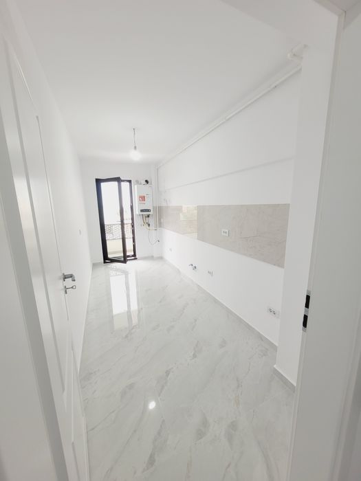 PF vand ap 2 camere Intabulat, Iasi, bloc nou