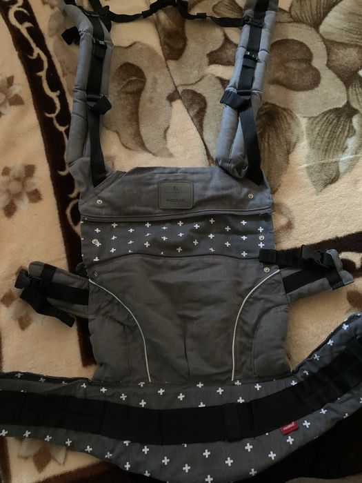 Marsupiu MAnduca belly button