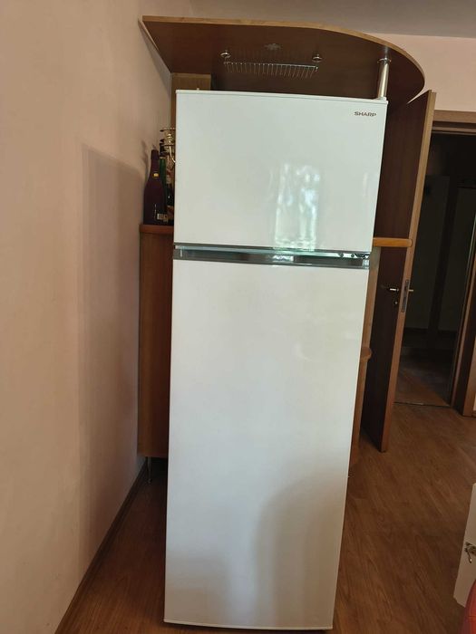 Frigider cu Doua Usi SHARP