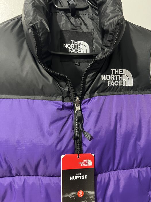 Vesta noua TNF.