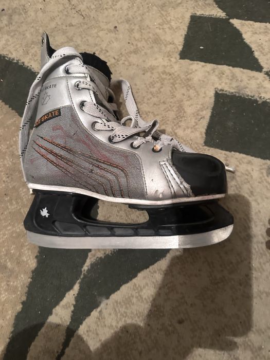 Продам конки 6000 тг