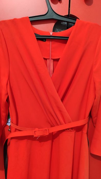 Продам женское платье