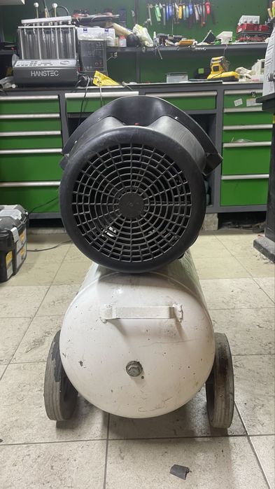 Продам копрессор