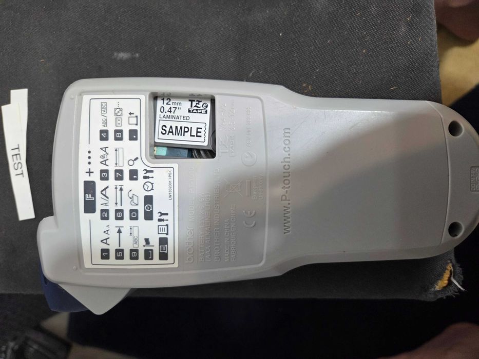 Brother P-touch PT-1010 Aparat Etichetat / Imprimantă Etichete TZe TZ 3.5–12 mm LCD Cutter Inclus
