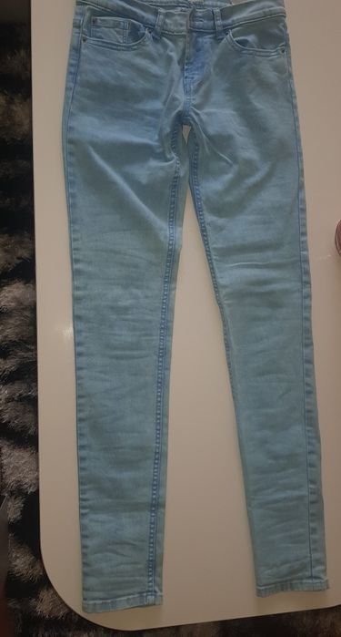 Дамски дънки слим модел