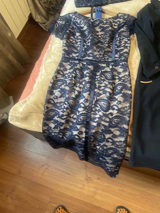 Продам платья бу