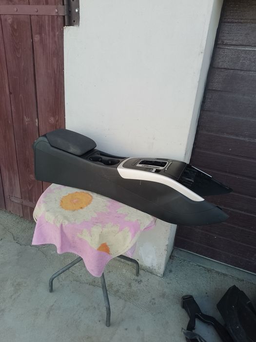 Cotiera audi A4 B8 într-o stare foarte buna