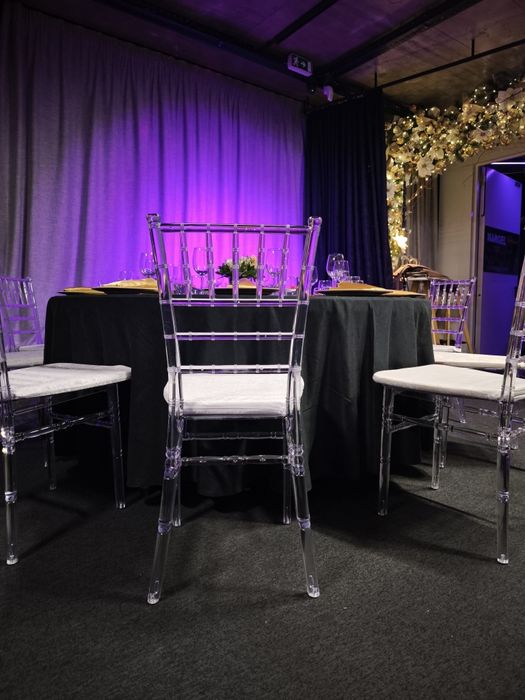 Луксозни прозрачни столове Шивари под наем за сватби