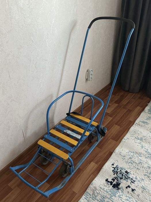 Продам детские санки