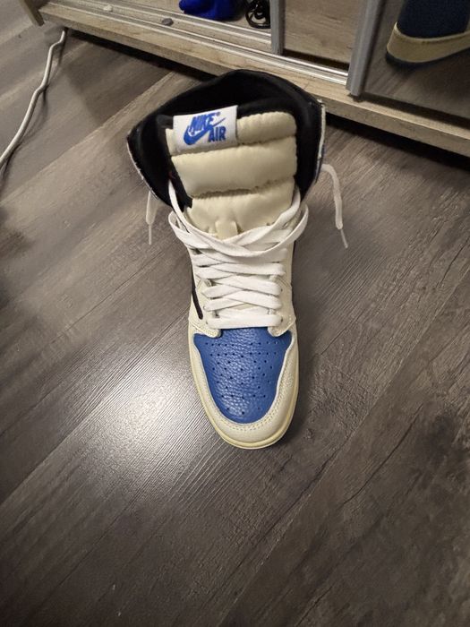 Vand jordan 1 travis scott