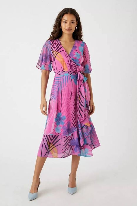 Нови рокли Karen Millen, Coast