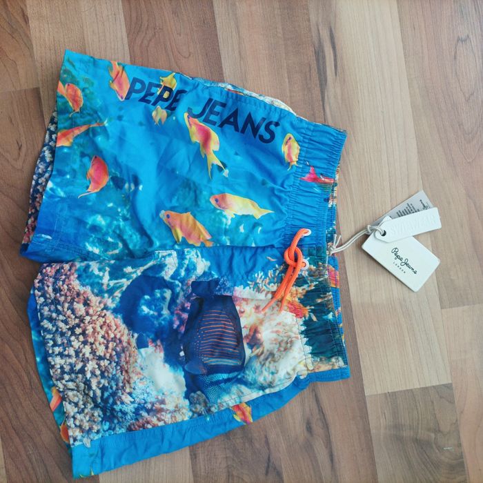 Pepe Jeans 128см 8год плувни шорти и комплект