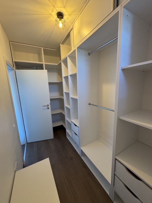 Proprietar inchiriez Apartament 2.5 camere, tractorul decomandat