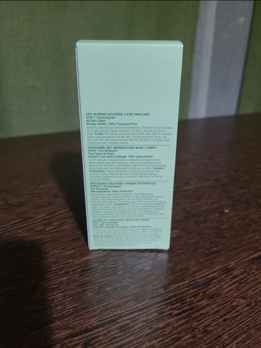 Clinique Anti-Blemish Cleansing Gel