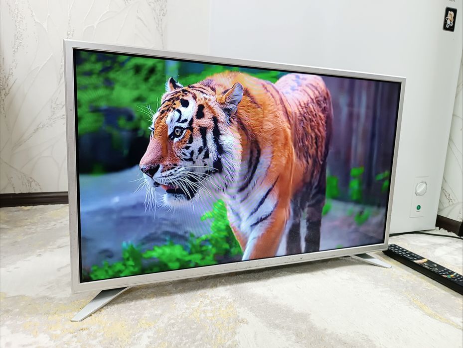 Телевизор ARTEL Смарт.