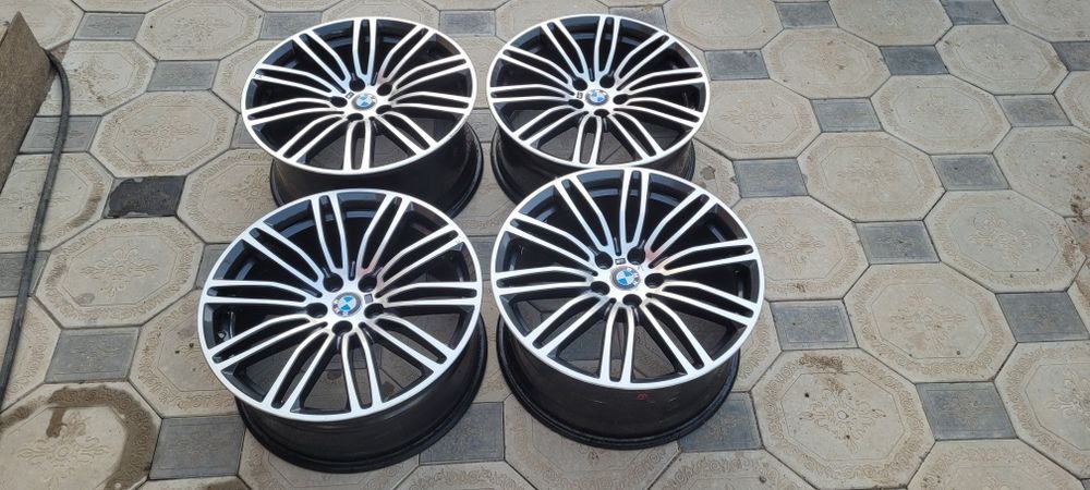 Продам комплект на бмв g30.