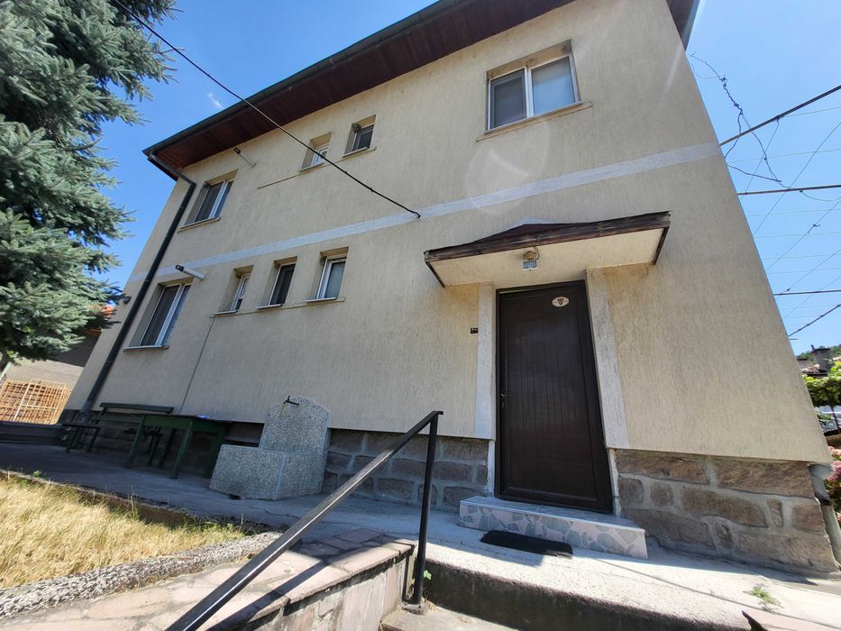 Продава се Къща в Пещера - 240 кв.м за 680 €/кв.м - Снимка #1