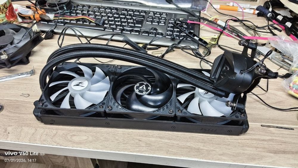 MSI MAG Core Liquid 360R
