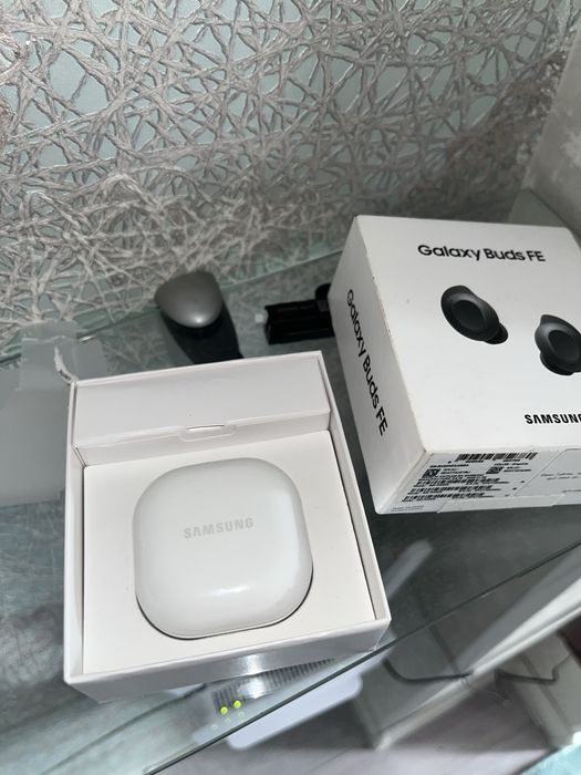 Samsung buds FE