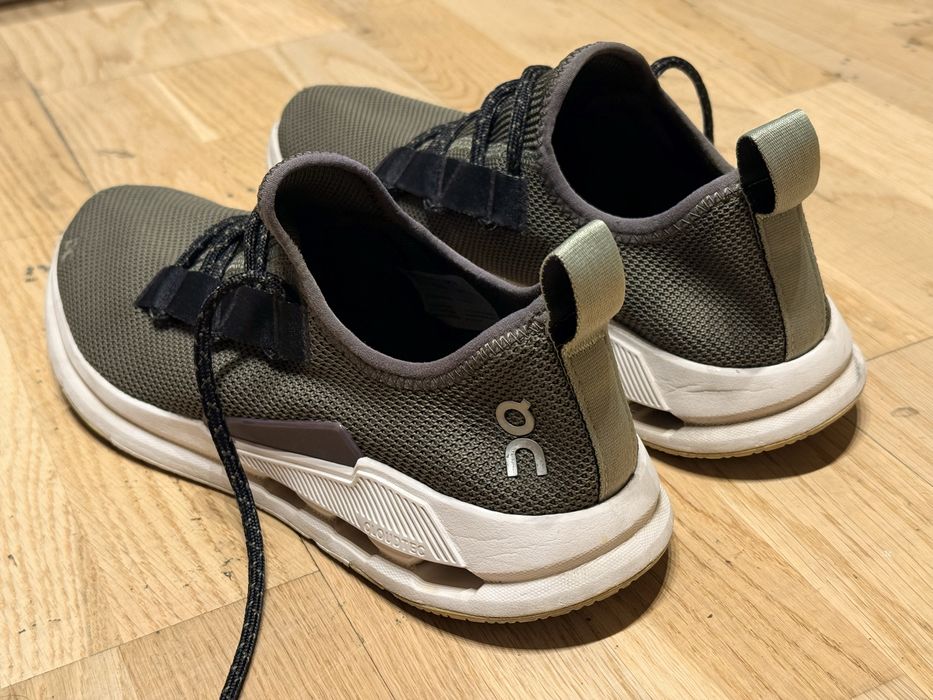 Adidasi ON Cloudeasy