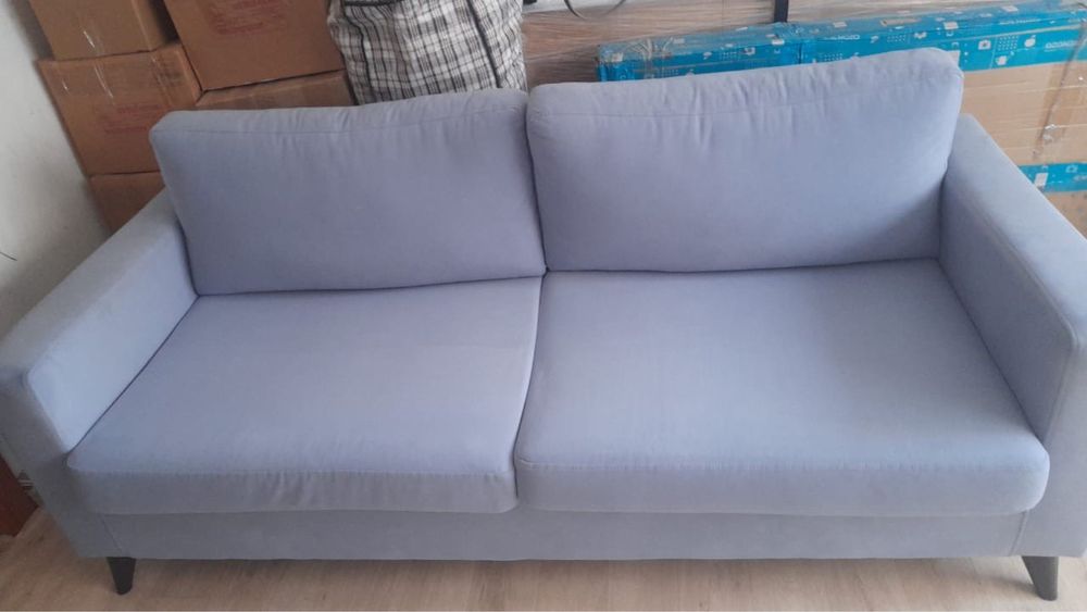 2 дивана продам срочно не дорого