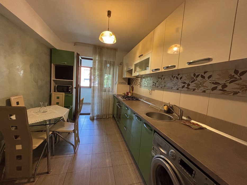 Apartament 2 camere decomandat de inchiriat