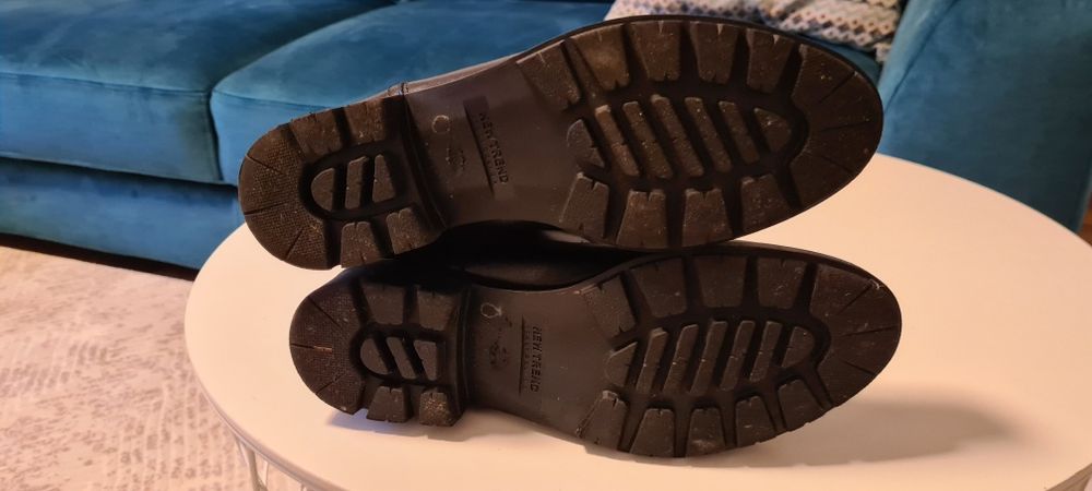 Cizme dama mărimea 40, din piele