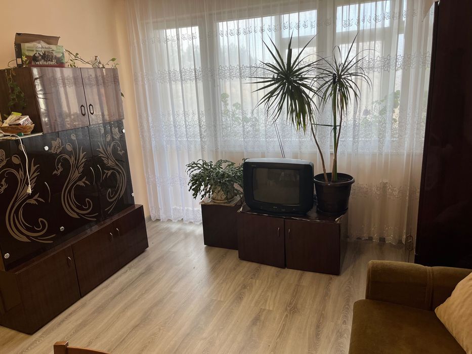 Дава се под наем Тристаен апартамент в Варна, Цветен квартал - 94 кв.м за 548.25 € - Снимка #7