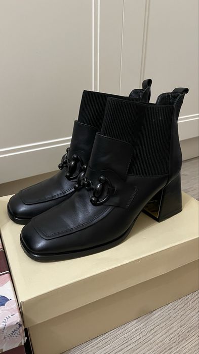 Женская обувь новая